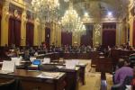 Debat i aprovació de la Llei de Símbols al Parlament